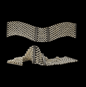 
            
                Load image into Gallery viewer, A Pair of Cuffs Pearl Mesh &amp;amp; Diamond - Alexandra Mor online
            
        